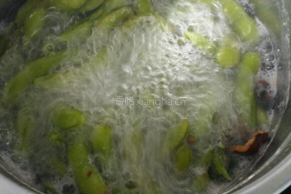 五香煮毛豆的做法图解3