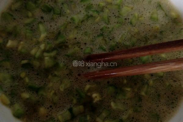 苦瓜挞鸡蛋的做法图解3