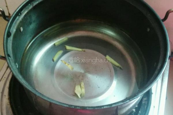 番茄鸡蛋汤的做法图解2