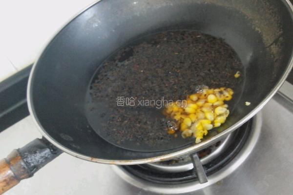 玉米粒带茶叶渣奶茶的做法图解7