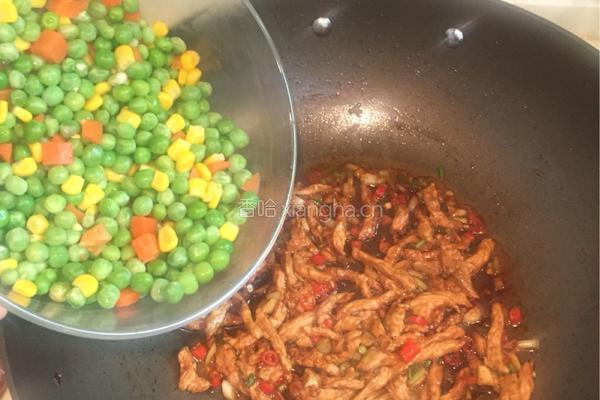 肉丝烧豌豆的做法图解2
