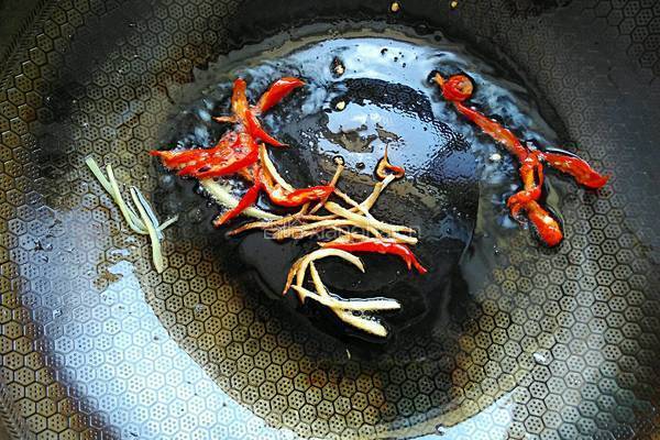 酸辣土豆丝的做法图解3
