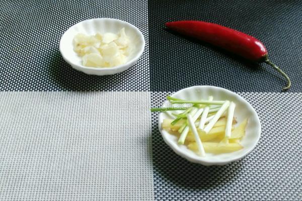 双椒肥肠的做法图解6