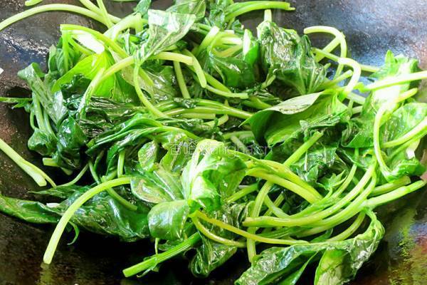 蒜香薯叶的做法图解4