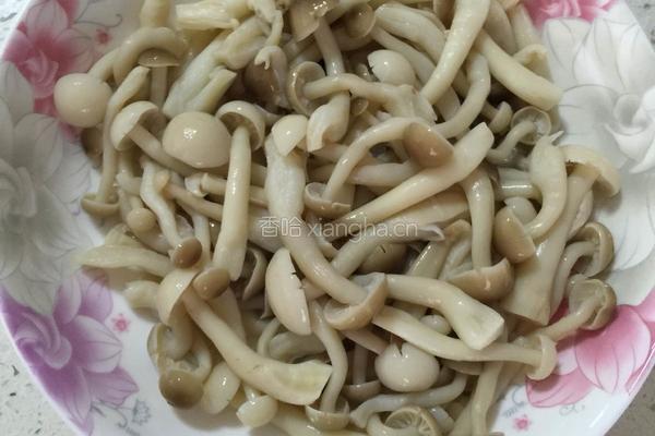 肉炒双菇的做法图解2