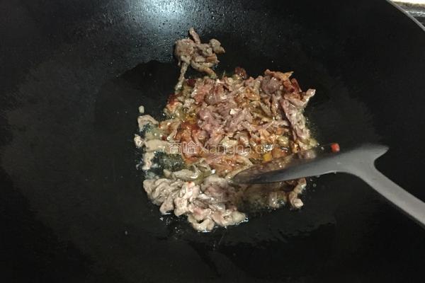 泡椒牛肉的做法图解5
