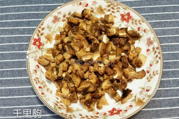腊味萝卜糕的做法图解3