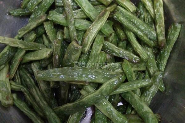 干煸四季豆的做法图解1