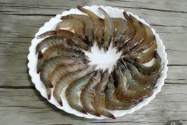 白灼虾的做法图解3