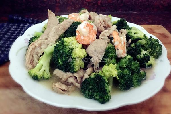 西兰花炒瘦肉虾仁的做法图解12