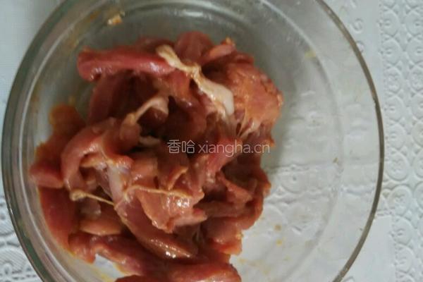 芦笋里脊鸡蛋饼的做法图解2