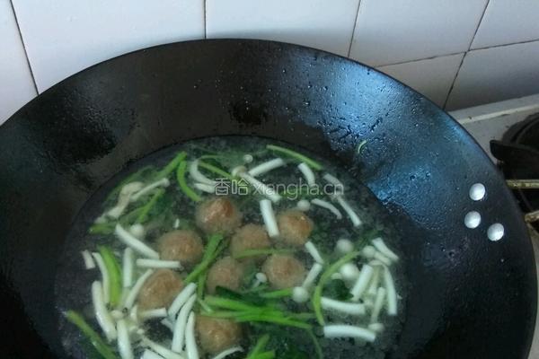 撒尿牛丸蔬菜汤的做法图解4