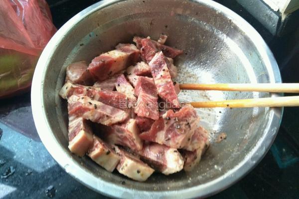 黑椒牛仔骨的做法图解3