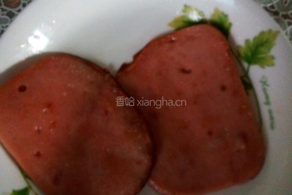 鸡蛋火腿三明治的做法图解2