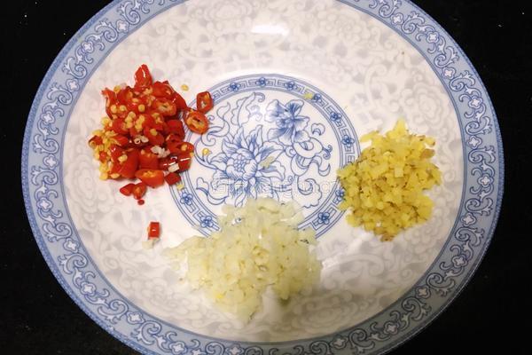 凉拌酸辣豆角的做法图解3