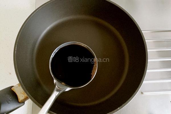 去皮的老醋花生的做法图解6