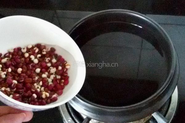 紫米红豆健康粥的做法图解4