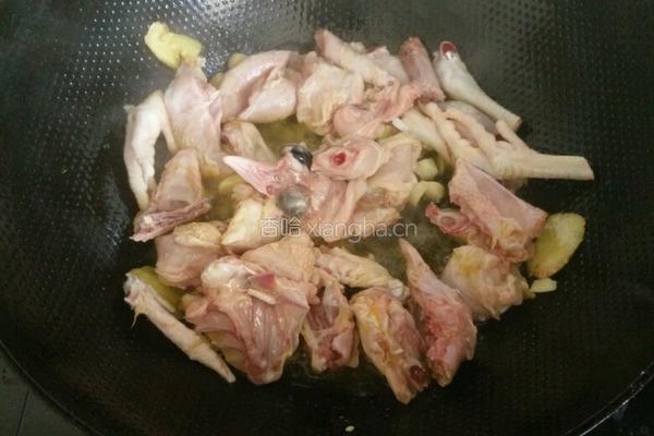 辣椒炒仔鸡的做法图解3
