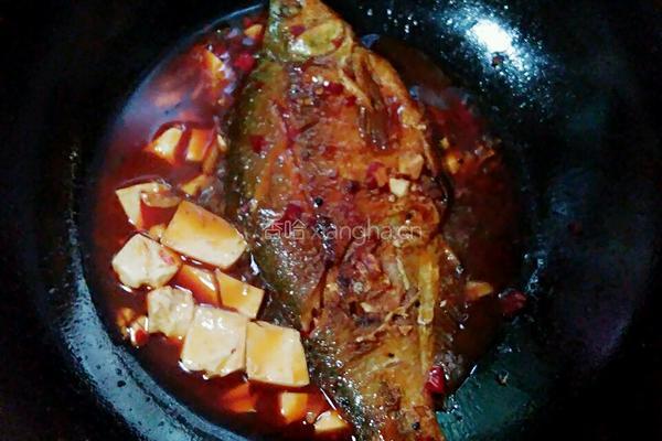 豆腐烧鯿鱼的做法图解3