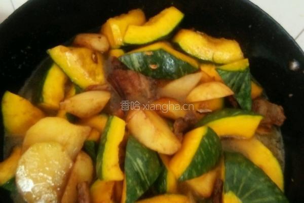 腌肉土豆炖南瓜的做法图解5