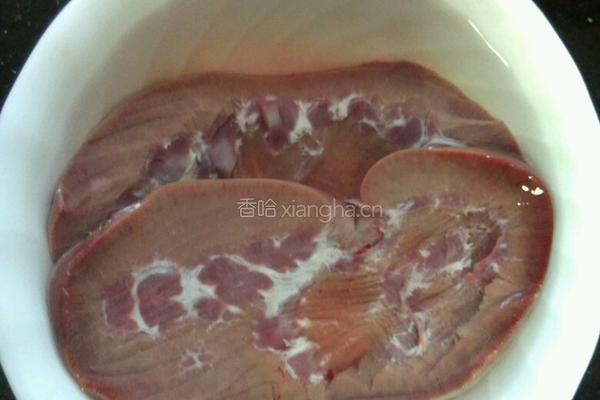 客家泡猪腰的做法图解1