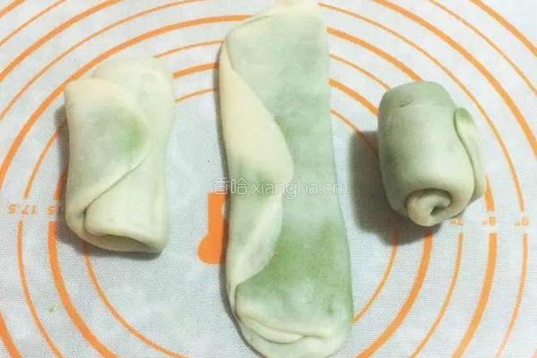 抹茶蛋黄酥的做法图解6
