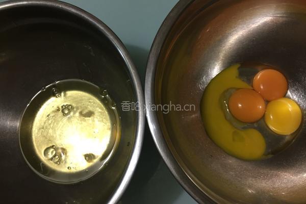 彩虹蛋糕卷的做法图解2