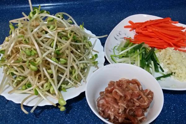 肉絲炒大豆芽菜的做法图解1
