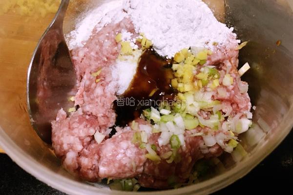 木耳菜肉丸汤的做法图解4
