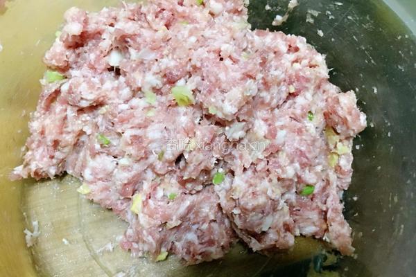 木耳菜肉丸汤的做法图解5