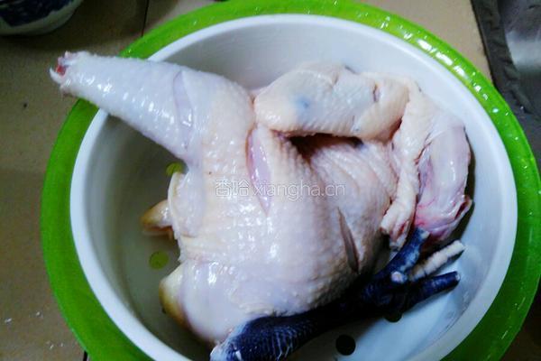 凉拌手撕鸡的做法图解1