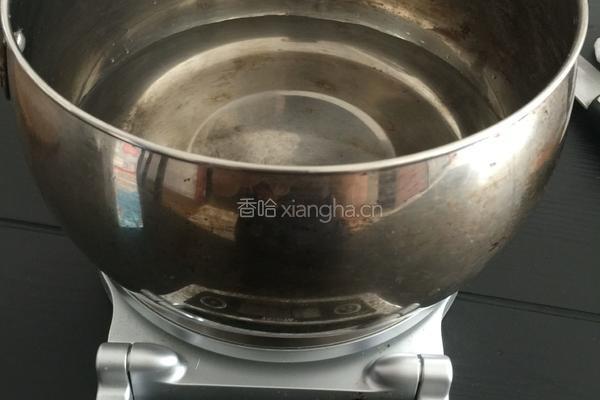 花生酱奶皮木瓜卷的做法图解3