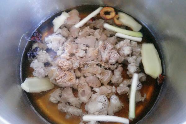 西红柿炖牛腩的做法图解9