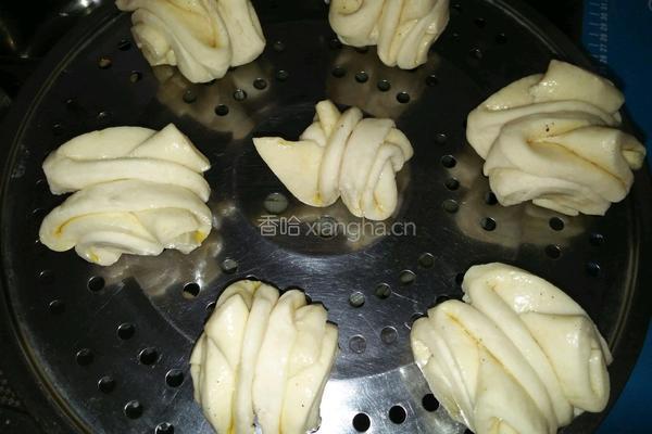 椒盐小花卷的做法图解11