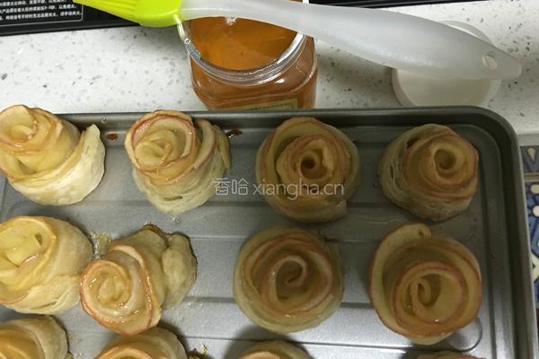 七夕礼物之一（苹果玫瑰花）的做法图解14