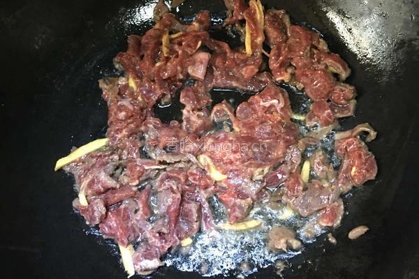 白辣椒炒牛肉的做法图解4