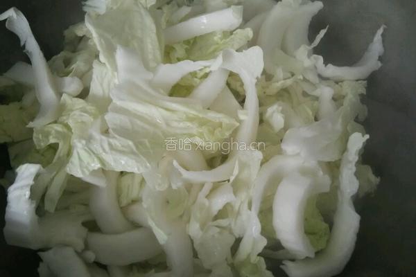 白菜炒腐皮的做法图解4