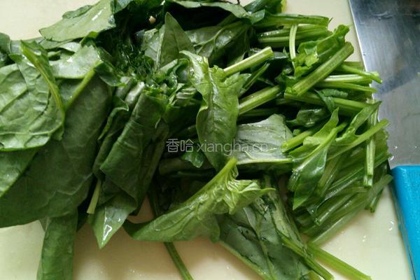 菠菜丸子汤的做法图解2