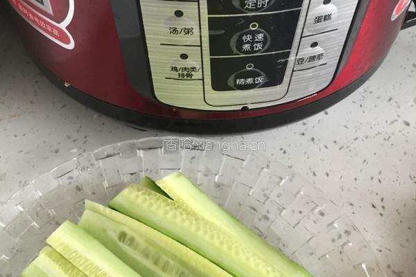 紫菜包饭的做法图解2