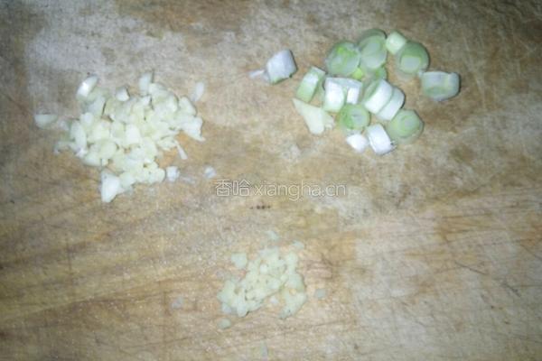 青椒炒豆腐皮的做法图解4