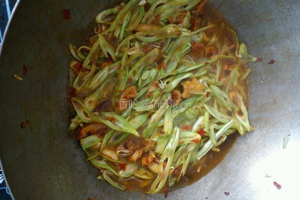 杂炒苦子金豆茄子的做法图解5