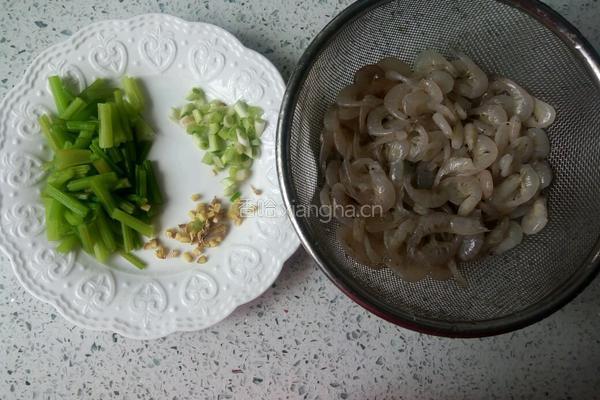 芹菜炒虾的做法图解4