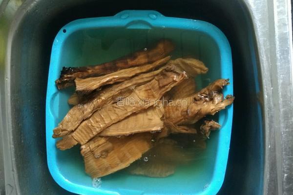 乌笋炒肉的做法图解4