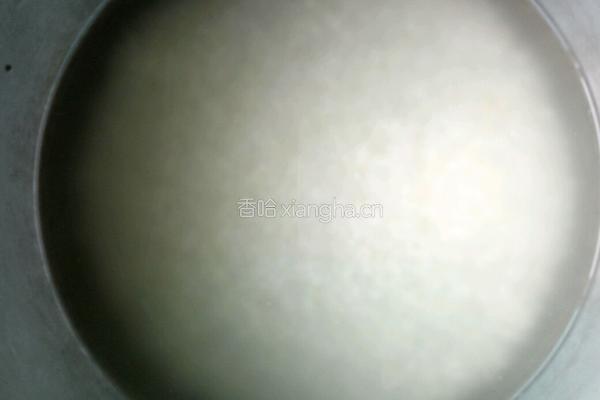 腊肠土豆饭的做法图解1