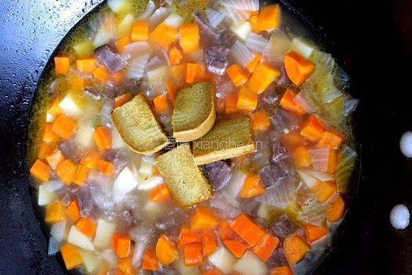 咖喱牛肉饭的做法图解6