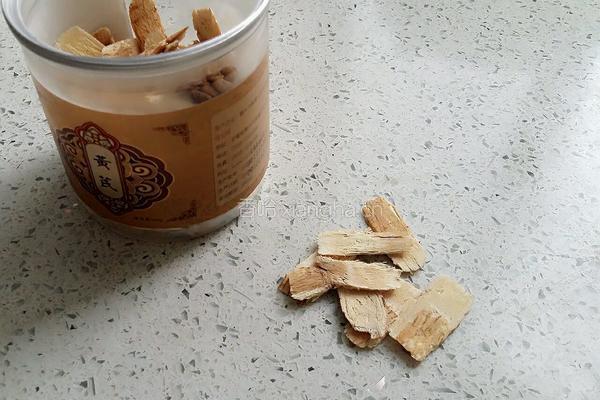 黄芪枸杞鸭腿煲的做法图解5