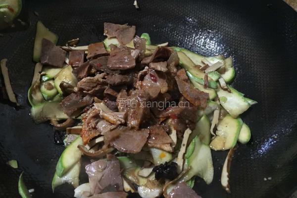 牛肉香干炒西葫芦的做法图解6