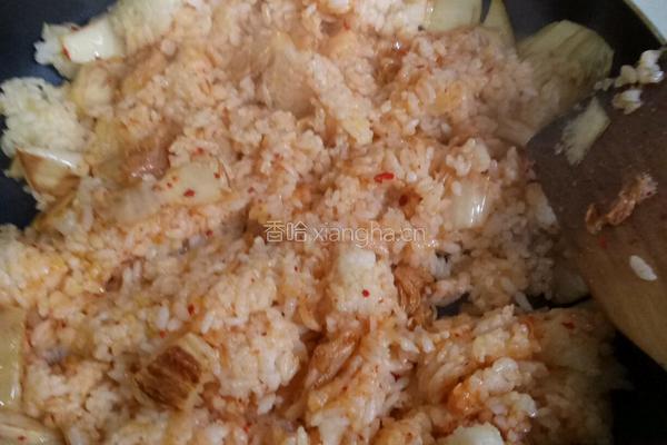 泡菜炒饭的做法图解5