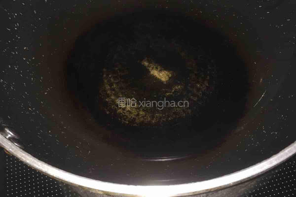 素炒茄子的做法图解1