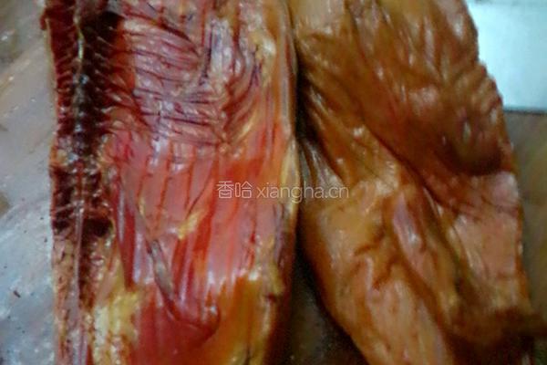 土豆焖鸭的做法图解1